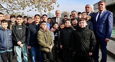 Şaban Çopuroğlu'ndan Gençlere Meclis Dersi: 76 Kayserili Öğrenci Gazi Meclis'te Ağırlandı