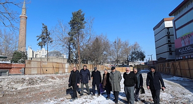 Camikebir’de Tarih Yeniden Yükseliyor: Medrese İzleri Ortaya Çıktı