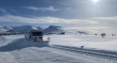 Kayseri Büyükşehir’den 24 Saatlik Kış Mesaisi: Kırsalda Kapalı Yol Kalmadı