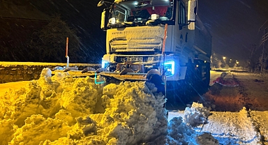 Kayseri Büyükşehir’den Kar ve Tipiye Karşı 24 Saatlik Kesintisiz Mücadele
