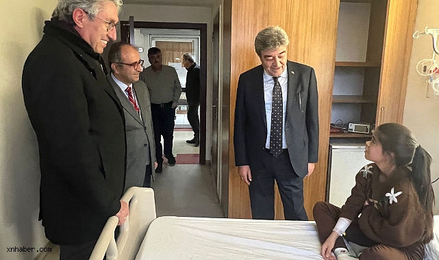 Kayseri’de Dursun Ataş’tan 2025’in Son Saatlerinde Erciyes Üniversitesi Çocuk Hastanesine Ziyaret