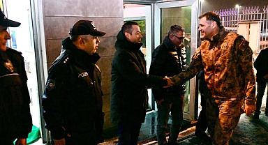 Kayseri'de Yılın İlk Dakikalarında İldem Polis Merkezi'ne Ziyaret