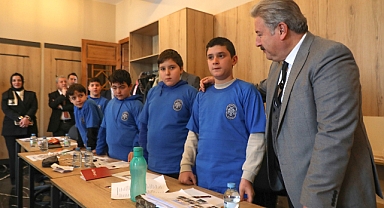 Melikgazi’de Yarıyıl Tatiline Özel İngilizce Kampı Düzenlendi