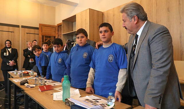 Melikgazi’de Yarıyıl Tatiline Özel İngilizce Kampı Düzenlendi