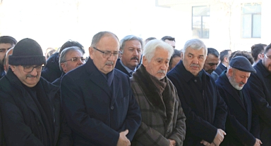 Özhaseki ve AK Partili isimler Doğan Ekici’yi acı gününde yalnız bırakmadı