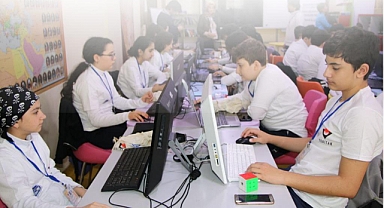 TÜBİTAK 2204-A Bölge Finalinde Kayseri Damgası: 100 Projenin 38’i Kayseri’den