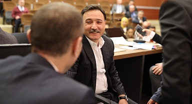 Vali Gökmen Çiçek, Vatandaşlarla Buluşmaya Devam Ediyor: Talepleri Dinledi