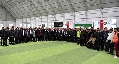 Başkan Büyükkılıç, Kayseri’de Halı Saha Turnuvasında Personelle Buluştu