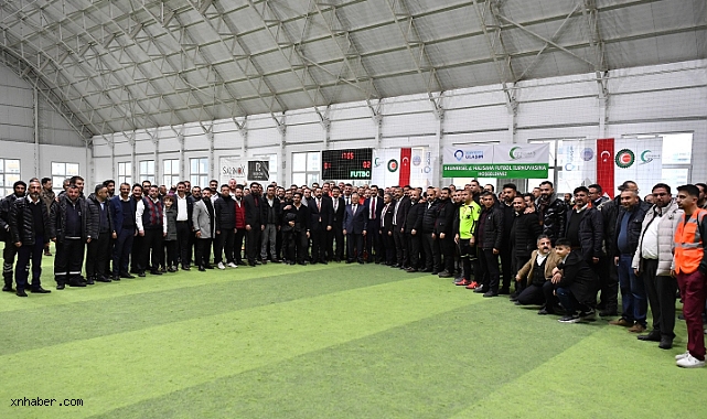Başkan Büyükkılıç, Kayseri’de Halı Saha Turnuvasında Personelle Buluştu