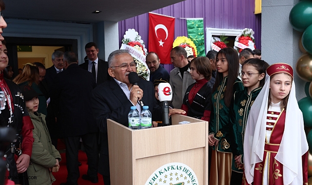 Başkan Memduh Büyükkılıç’tan Kayseri Kafkas Derneği Açılışında Birlik Mesajı