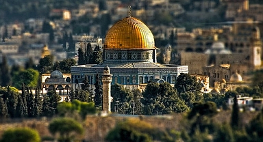 Filistin'deki insanlık zulmünü dünyaya haykırdı! Ercan Bulut'un yeni Filistin şiiri çok beğenildi