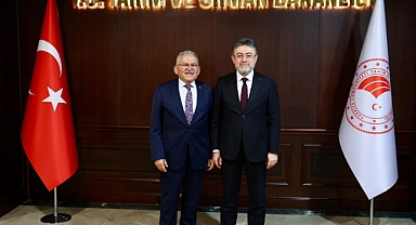 Kayseri Büyükşehir Belediye Başkanı Büyükkılıç’tan Tarım ve Orman Bakanı Yumaklı’ya Ziyaret
