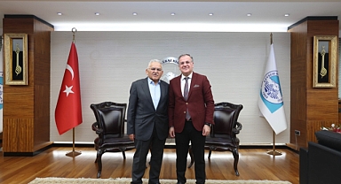 Kayseri’de Yoğun Ziyaret Trafiği: Başkan Büyükkılıç’tan Ortak Akıl Vurgusu