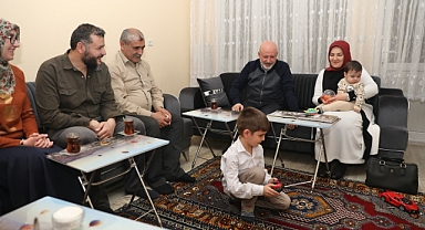 Kocasinan Belediye Başkanı Çolakbayrakdar: “Ramazan’da Çalınmadık Kapı, Girilmedik Gönül Bırakmayacağız”