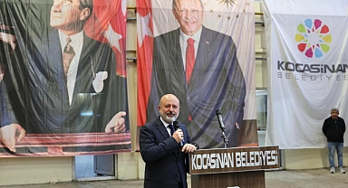 Kocasinan’da Toplu Sözleşme Sevinci: Başkan Çolakbayrakdar’dan İşçilere 52 Yevmiye Müjdesi