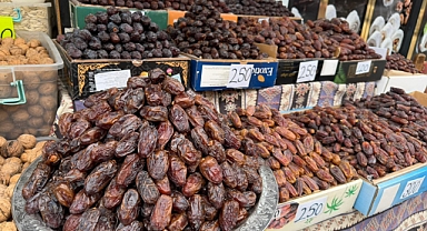 Ramazan Öncesi Hurma Tezgâhlarda: Fiyatlar 125 TL’den 800 TL’ye Kadar Çıkıyor