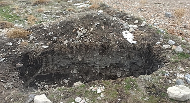 Soğulcak Yaylası'nda Karlar Eridi, Kaçak Kazılar Gün Yüzüne Çıktı