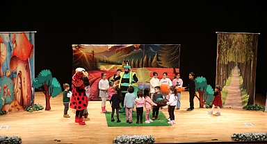 TALAS’TA KARNE SEVİNCİ TİYATROYLA TAÇLANDI