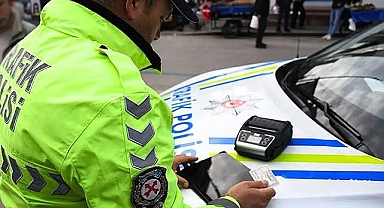 Trafikte Yeni Dönem: Hız, Kırmızı Işık ve Drift Cezaları Artırıldı