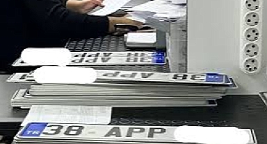 APP plaka cezalarında geri adım: 1 Nisan’a kadar değiştirenlerin cezaları iptal edilecek