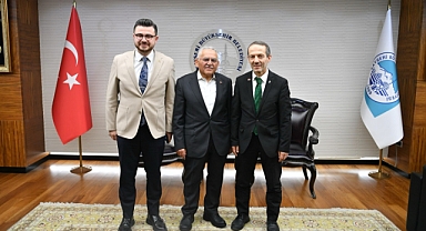 Başkan Büyükkılıç, Wushu Kung Fu Federasyonu Başkanı Akyüz ve Heyetini Ağırladı