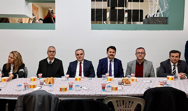 Erciyes Üniversitesi’nde Eczacılık Fakültesi Öğrencileriyle Duygusal İftar Buluşması