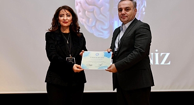 ERÜ’de “Gerçek Zeka ve Yapay Zeka Sempozyumu” düzenlendi