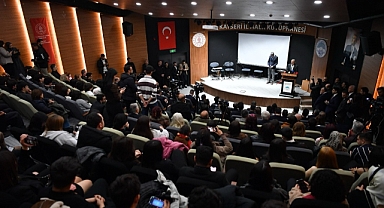 Kayseri’de 62. Kütüphane Haftası Coşkusu: Başkan Büyükkılıç’tan Gençlere Güçlü Mesajv