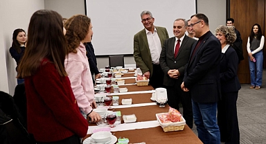 Kayseri’de Anlamlı Buluşma: Başsavcı Korkmaz ve Rektör Altun, Özel Gereksinimli Öğrencilerle İftarda Bir Araya Geldi