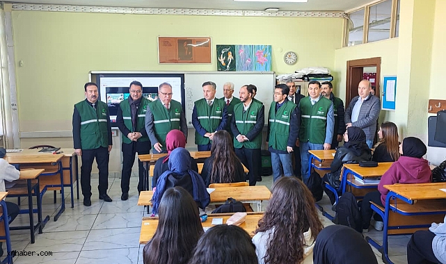 Kayseri’de Binlerce Öğrenciye Bağımlılıkla Mücadele Eğitimi: “İlk Ders Yeşilay” Etkinliği İlgi Gördü