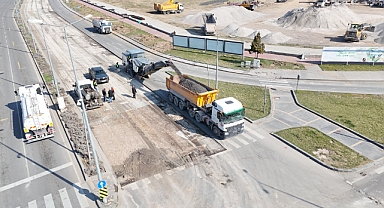 Kayseri’de Kartal Kavşağı’nda Yoğun Mesai: Dört Koldan Çalışma Sürüyor