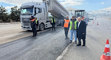 Kayseri’de Kartal Kavşağı Öncesi Alternatif Yollar ve Asfalt Çalışmaları Sahada Denetleniyor