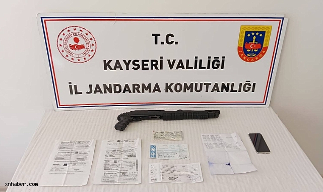 Kayseri’de Tefecilik Operasyonu: Evde Senet, Çek ve Ruhsatsız Tüfek Ele Geçirildi