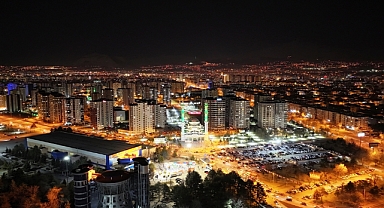 Kocasinan’da Camiler Ramazan’da Gül Suyu ile Temizleniyor