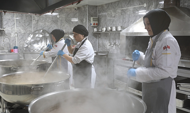 Kocasinan’da “Gönül Kazan” Projesi Ramazan’da da Devam Ediyor: 229 Vatandaşa Her Gün Sıcak Yemek