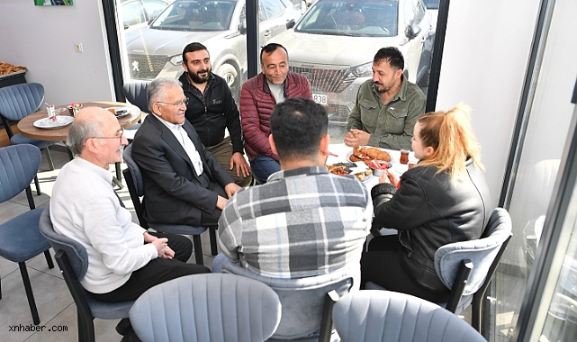 Başkan Büyükkılıç sahadan kopmuyor: Mehmet Özhaseki Bulvarı'nda esnaf buluşması!