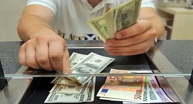 Dolar ve Euro haftaya nasıl başladı? Serbest piyasada ilk rakamlar açıklandı