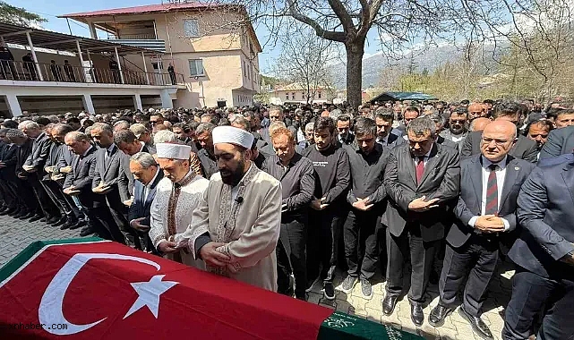 Kahramanmaraş’ta Okul Saldırısı: Öğrencilerini Koruyan Öğretmen Hayatını Kaybetti