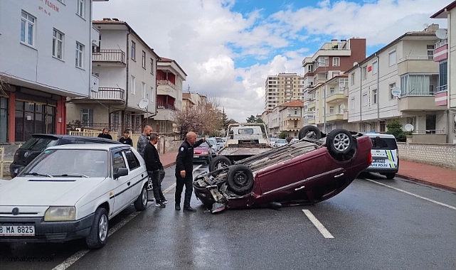 Kayseri’de Kontrolden Çıkan Otomobil Devrildi: Kaza Anı Kamerada