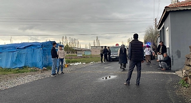 Talatpaşa Mahallesi’nde Tansiyon Yükseldi! Tartışma Kavgaya Dönüştü: Bıçak ve Darplar Var
