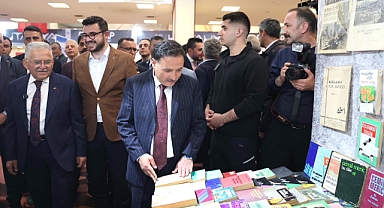 Vali Gökmen Çiçek’ten Kitap Fuarında Önemli Açıklamalar: 