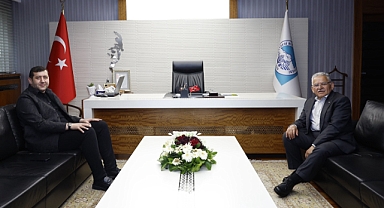 Büyükşehir’de kritik görüşme: Büyükkılıç, MHP’li Ersoy’u ağırladı