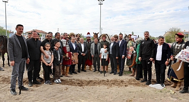 Kayseri’de Geleneksel Atlı Spor Gösterisi: Büyükkılıç “Köklerimizden Güç Alıyoruz”