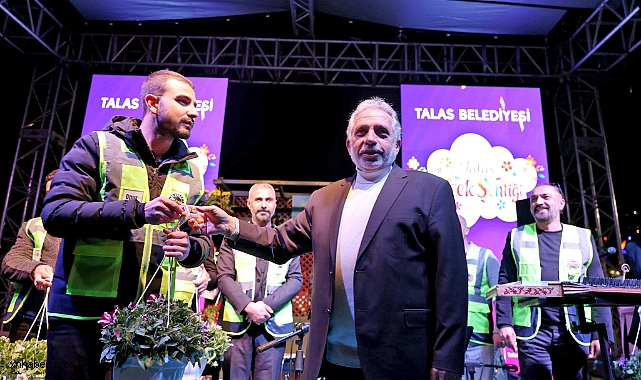 Talas Çiçek Şenliği’nde Grup Şantiye Rüzgârı: Türkülerle Unutulmaz Gece