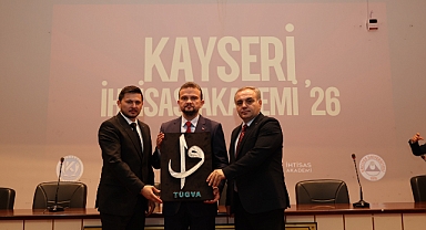 Ulusal Ajans Başkanı İlker Astarcı ERÜ’de Öğrencilerle Buluştu: Erasmus ve Gençlik Fırsatlarını Anlattı