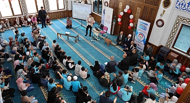 Yahyalı’da ÇEDES Yıl Sonu Şenliği Coşkusu: Hacı Niyaz Ağa Camii’nde Değerler Buluşması