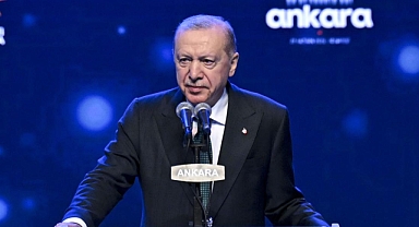 Erdoğan: Türkiye'nin İkinci Büyük Partisinin Kavgayla Anılmasını Doğru Bulmuyoruz