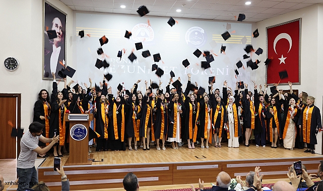 ERÜ Turizm Fakültesi 17. Dönem Mezunlarını Uğurladı: 102 Öğrenci Diploma Aldı
