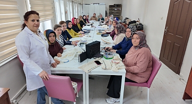 KAYMEK’te hem öğreniyorlar hem kazanıyorlar! Unutulmaya yüz tutan sanatlar yeniden hayat buluyor