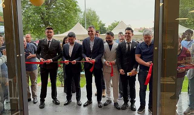 Kayseri'de Op. Dr. Yahya Melih Işık'tan Yeni Klinik Açılışı